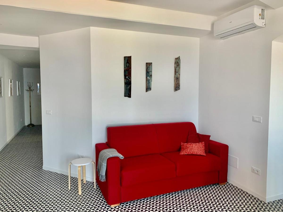 Ferienwohnung I Mezzanini Di Palazzo Bonaccorsi Milazzo Exterior foto